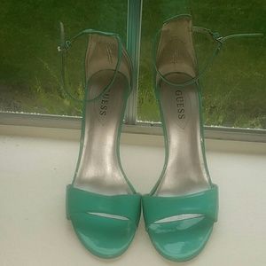 Guess patent leather teal high heels